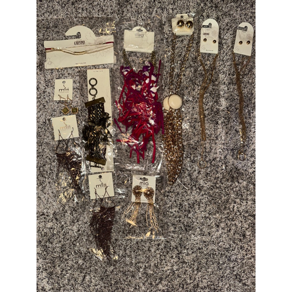 Huge 10 piece bundle of Women's MIA and Carisma Jewelry Gold and Brown - Picture 1 of 16